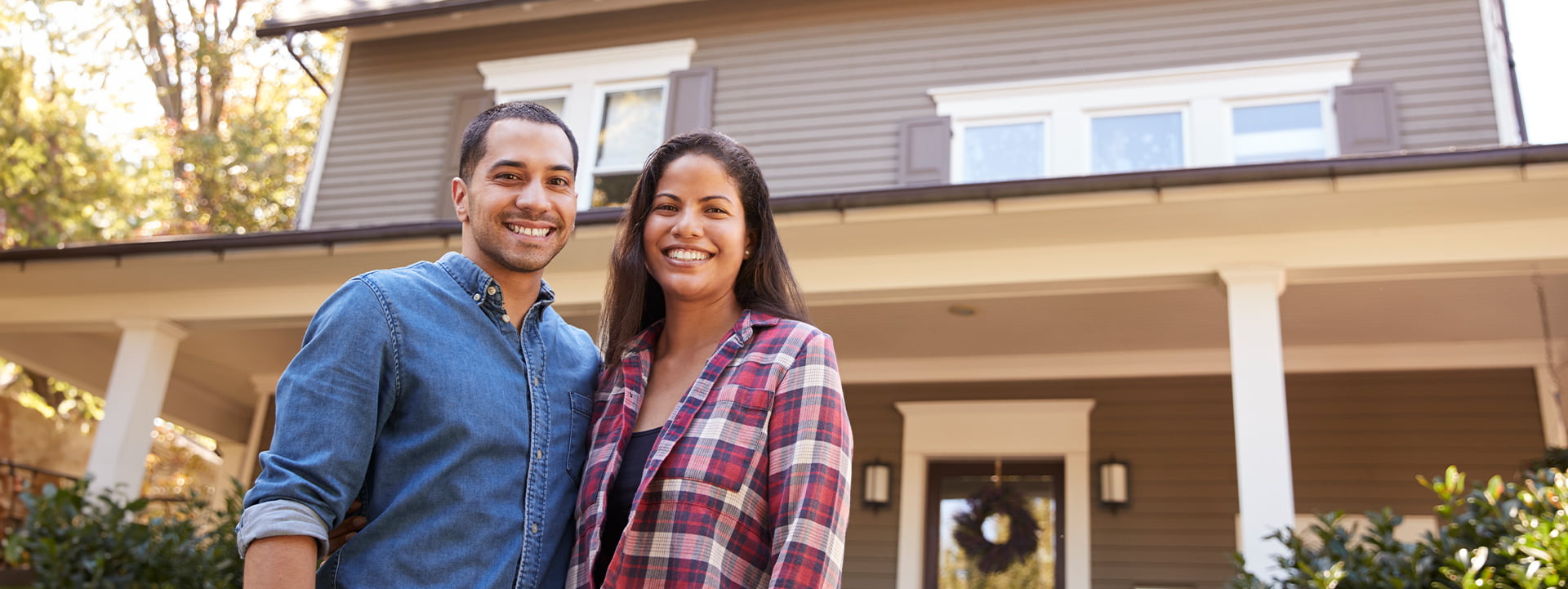Mortgage lender in New York Featured_new-york-couple