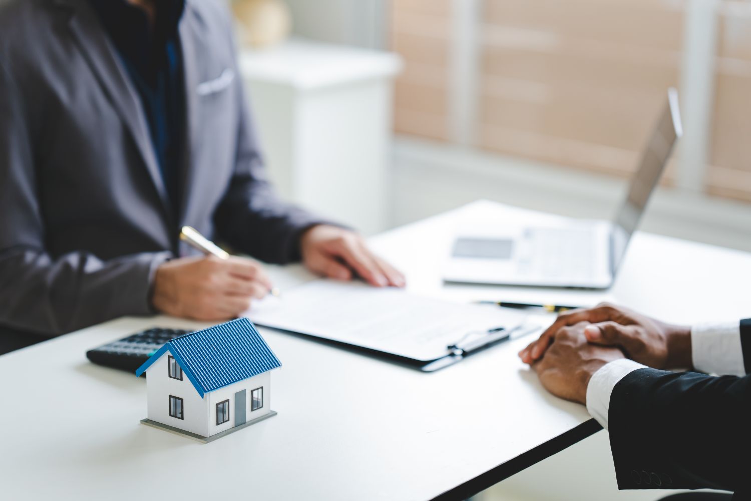 How to Choose the Best Mortgage Lender in New York: 10 Questions How to Choose the Best Mortgage Lender in New York: 10 Questions